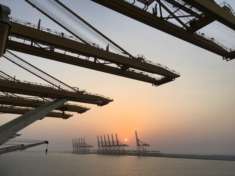 The China-Jebel Ali Route | What are the Best Shipping Options?